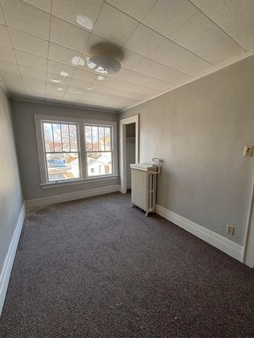 418 Oaklawn Avenue, Waterloo, IA 50701