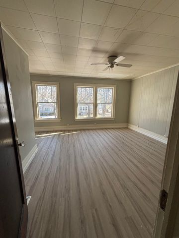 418 Oaklawn Avenue, Waterloo, IA 50701