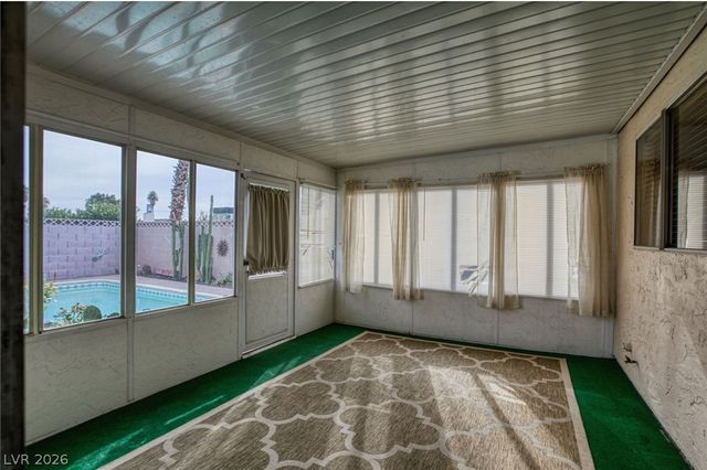 3956 Clear View Drive, Las Vegas, NV 89121
