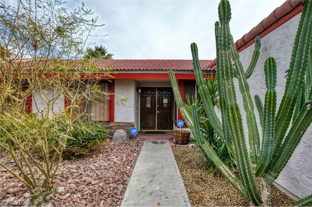 3956 Clear View Drive, Las Vegas, NV 89121