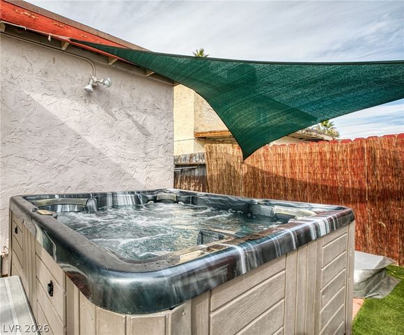 3956 Clear View Drive, Las Vegas, NV 89121