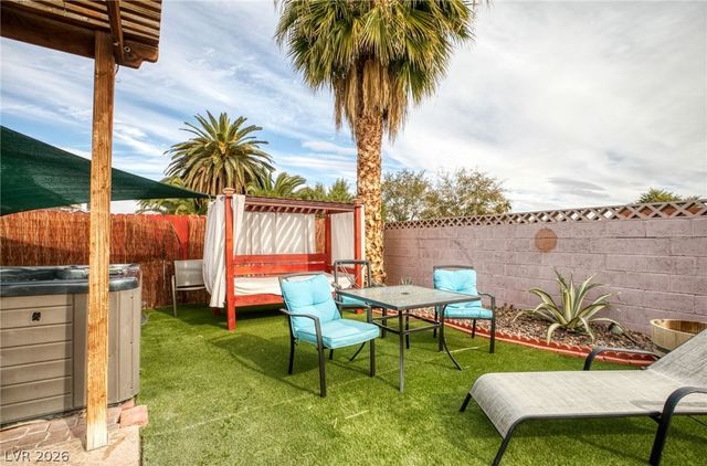 3956 Clear View Drive, Las Vegas, NV 89121