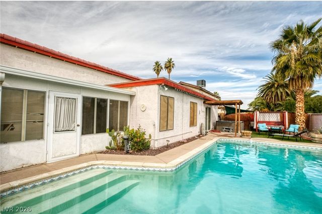3956 Clear View Drive, Las Vegas, NV 89121