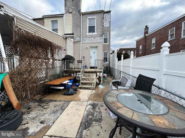 251 E ELM ST, Allentown, PA 18109