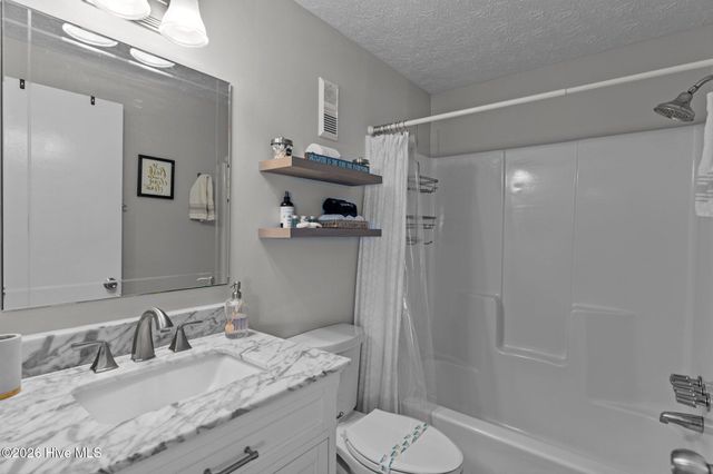 101 Seahorse Lane B3, Carolina Beach, NC 28428