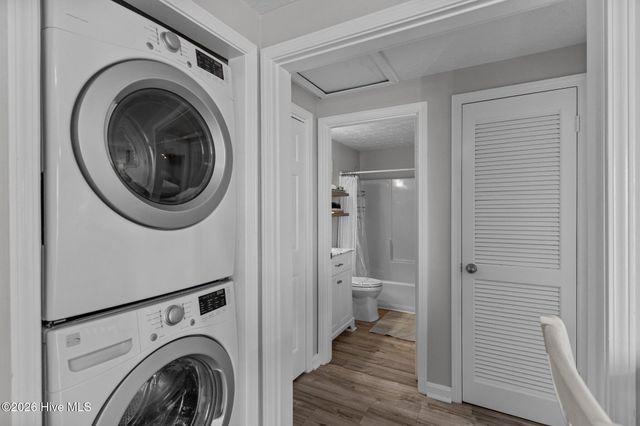 101 Seahorse Lane B3, Carolina Beach, NC 28428