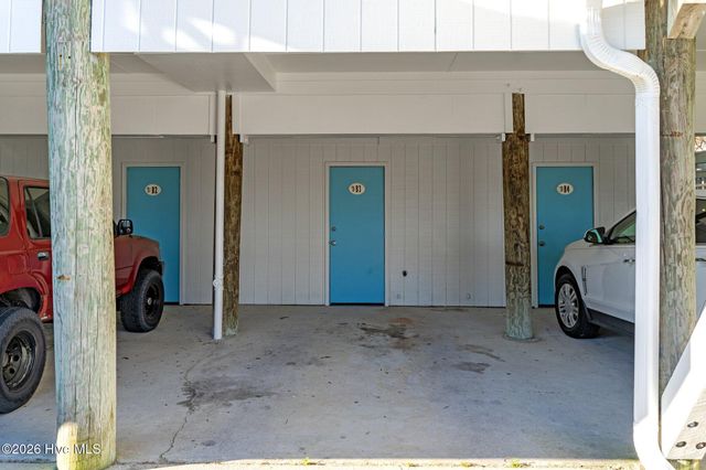 101 Seahorse Lane B3, Carolina Beach, NC 28428
