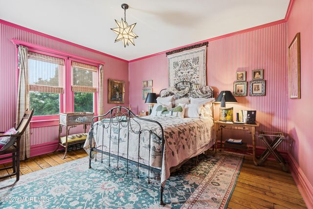 585 Little Silver Point Road, Little Silver, NJ 07739