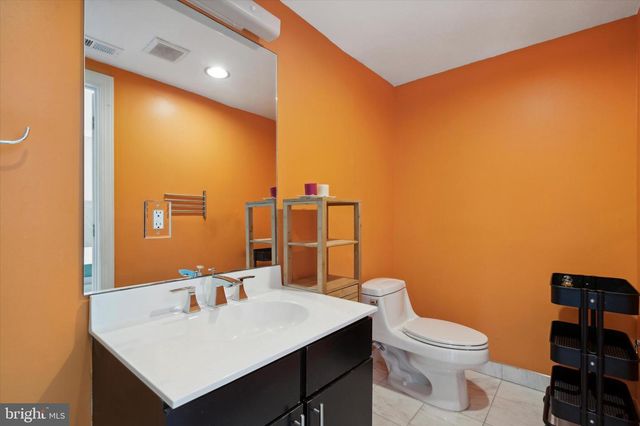 1353 N MASCHER ST, Philadelphia, PA 19122