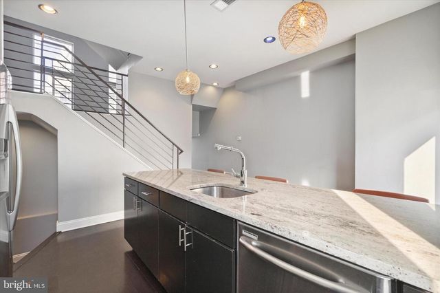 1353 N MASCHER ST, Philadelphia, PA 19122