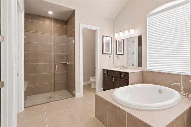 368 Pink Granite BLVD, Dripping Springs, TX 78620