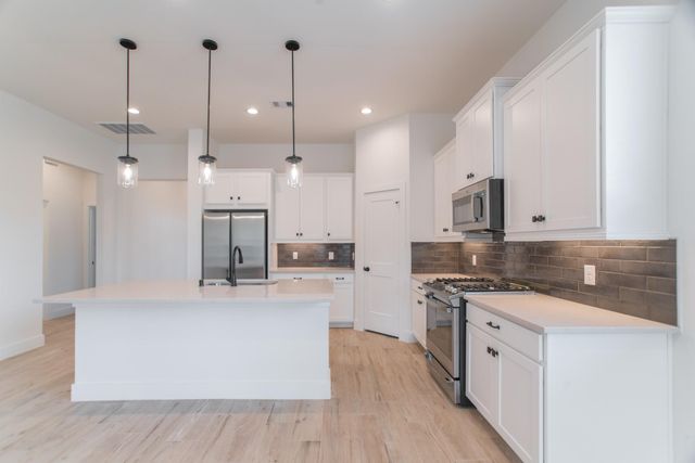 10598 Wild Chives, Conroe, TX 77385