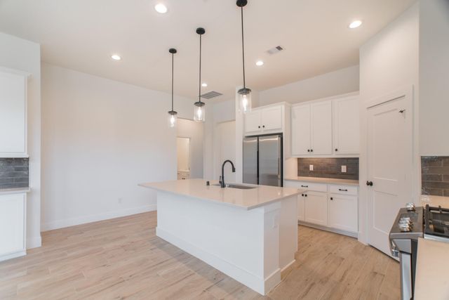 10598 Wild Chives, Conroe, TX 77385