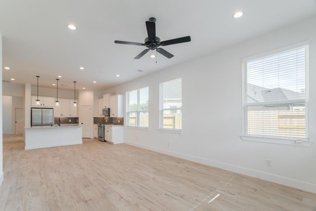 10598 Wild Chives, Conroe, TX 77385