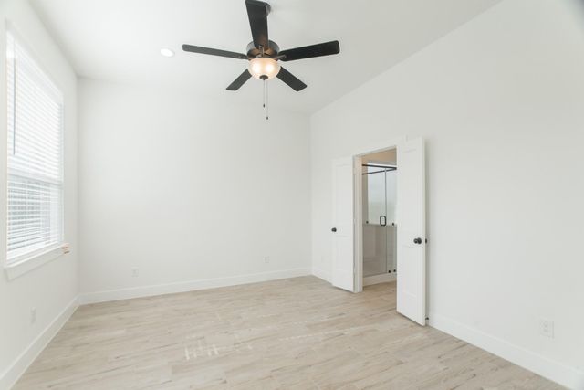 10598 Wild Chives, Conroe, TX 77385