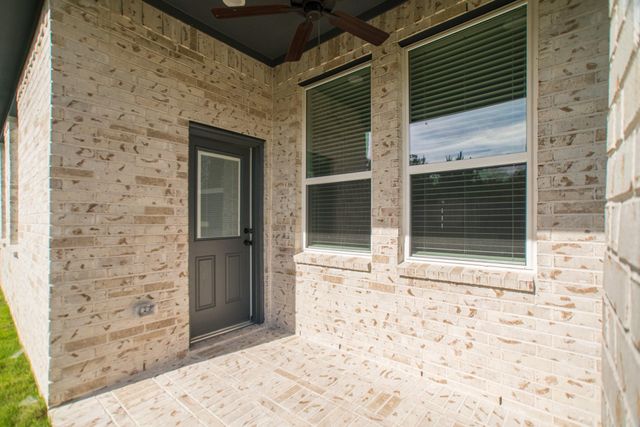 10598 Wild Chives, Conroe, TX 77385