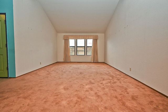 17764 Columbia Dr, Castro Valley, CA 94552