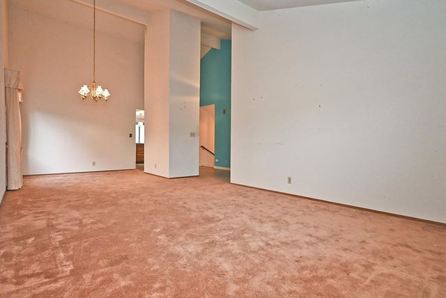 17764 Columbia Dr, Castro Valley, CA 94552