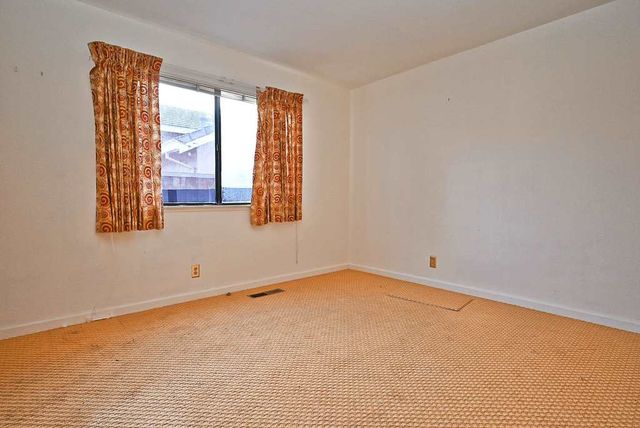 17764 Columbia Dr, Castro Valley, CA 94552