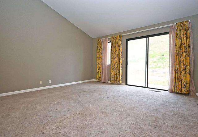 17764 Columbia Dr, Castro Valley, CA 94552