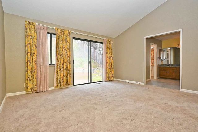 17764 Columbia Dr, Castro Valley, CA 94552