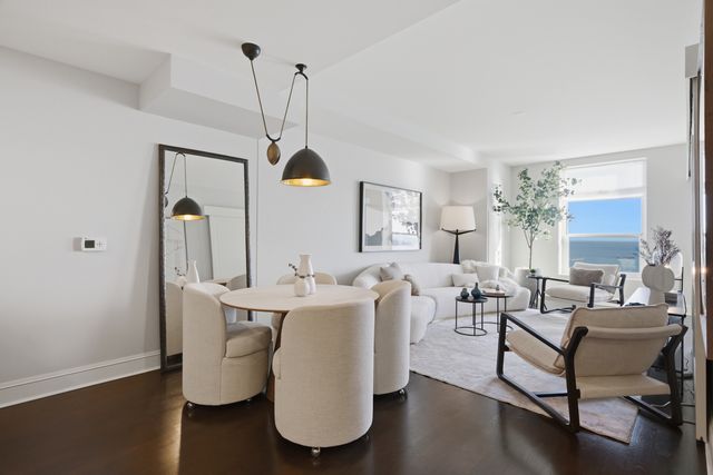 850 N Lake Shore Drive 1302, Chicago, IL 60611