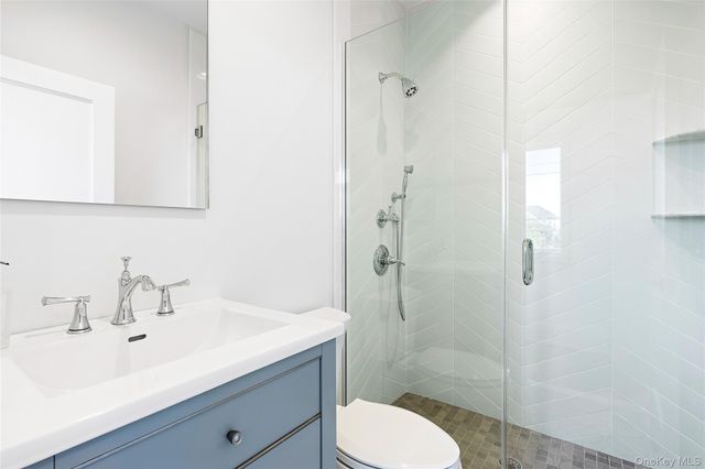 617 Dune Road, Westhampton, NY 11978