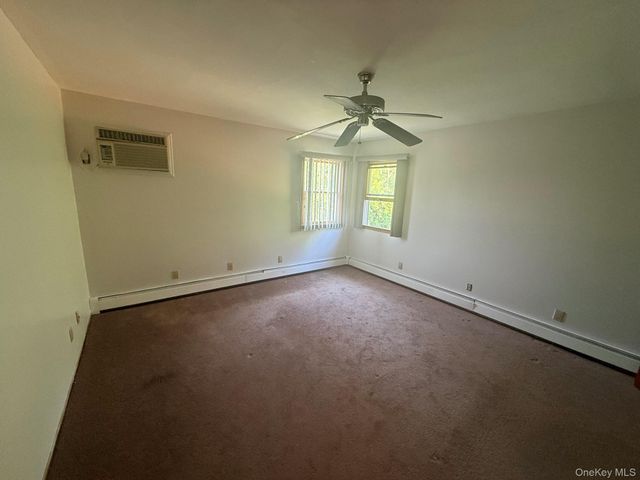 79 Elizabeth Drive, Bethpage, NY 11714