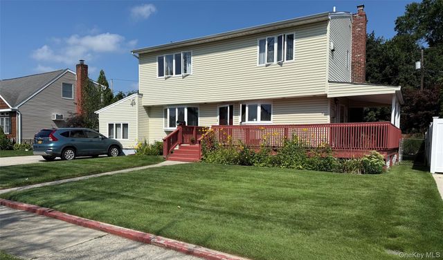 79 Elizabeth Drive, Bethpage, NY 11714