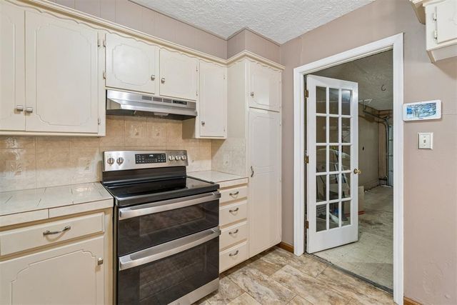 1202 E Louisiana Street, Norman, OK 73071