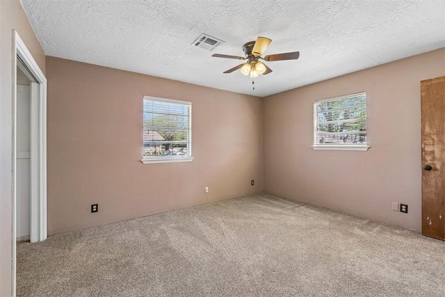 1202 E Louisiana Street, Norman, OK 73071