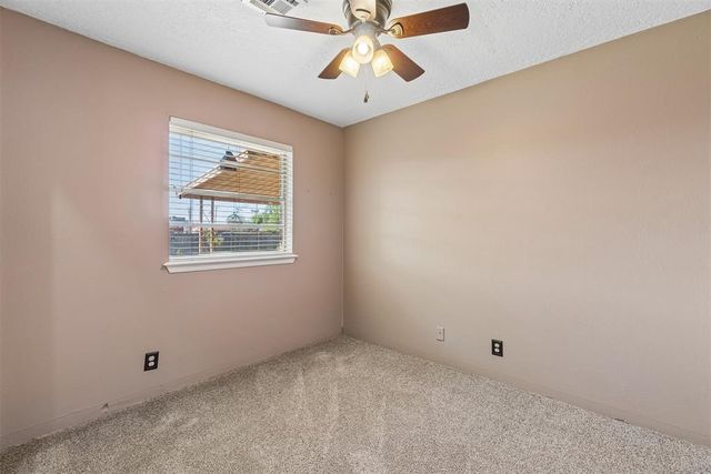 1202 E Louisiana Street, Norman, OK 73071