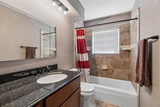 1202 E Louisiana Street, Norman, OK 73071