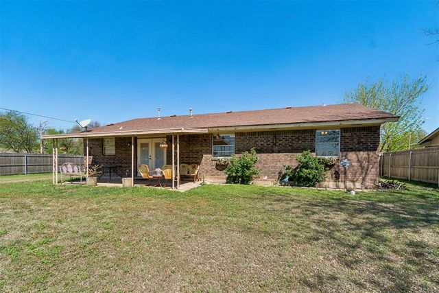 1202 E Louisiana Street, Norman, OK 73071