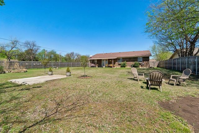 1202 E Louisiana Street, Norman, OK 73071