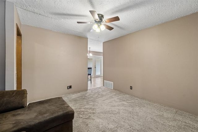 1202 E Louisiana Street, Norman, OK 73071