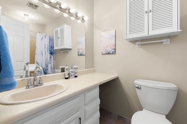 4 Ledgewood Way 21, Peabody, MA 01960