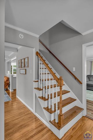 1807 SW Village DR, Topeka, KS 66604