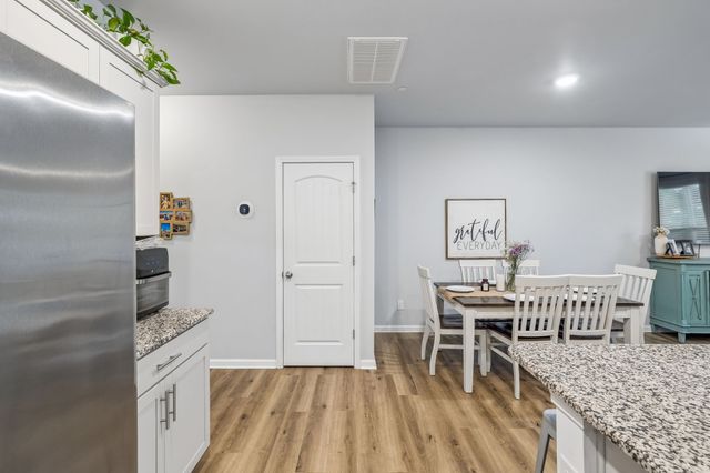 320 Manor Row, Pleasant View, TN 37146