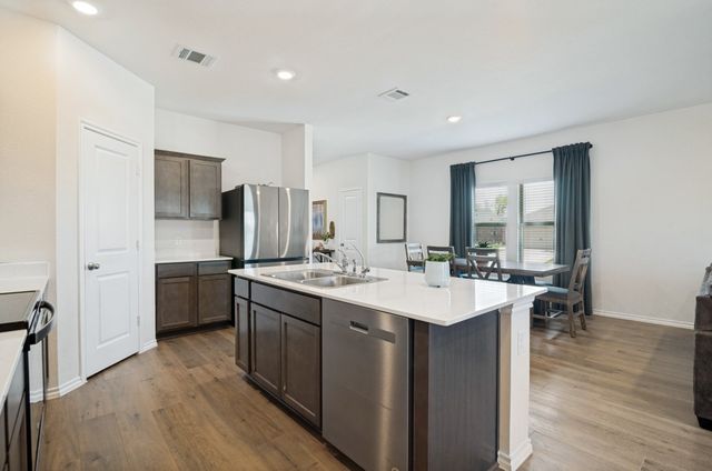 801 Sunrise Lane, Royse City, TX 75189
