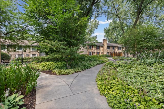 4600 Cedar Lake Road S 2, Saint Louis Park, MN 55416