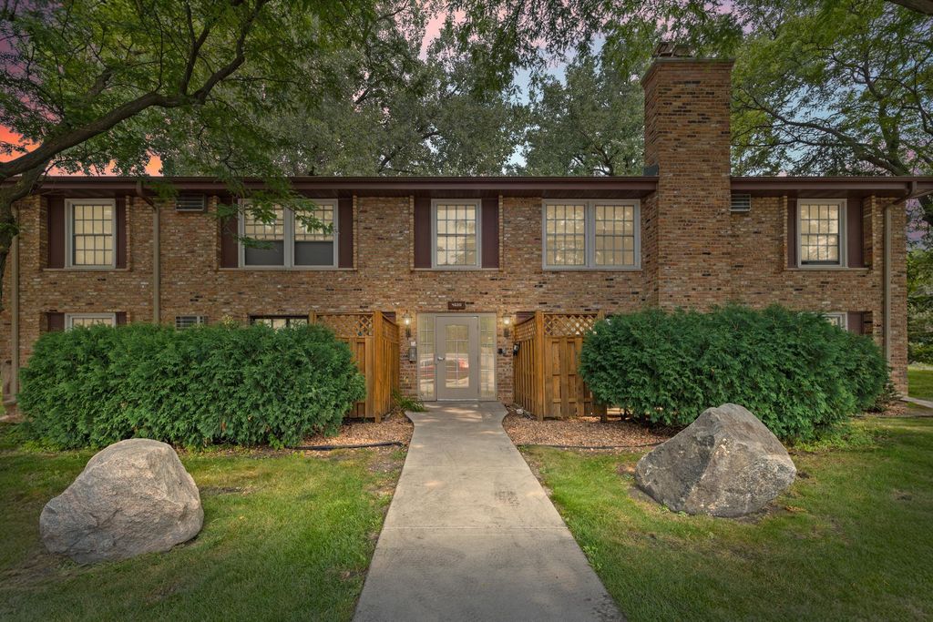 4600 Cedar Lake Road S 2, Saint Louis Park, MN 55416