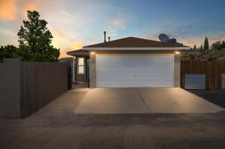 911 11TH Avenue NW, Rio Rancho, NM 87144