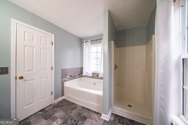 124 Woodridge Circle, Lagrange, GA 30241