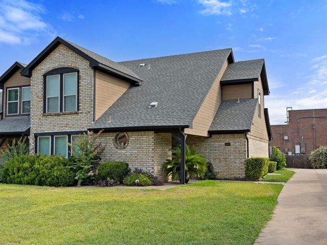 6504 Lago Vista Drive, Benbrook, TX 76132