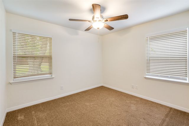 8635 Ashcroft Avenue, Dallas, TX 75243