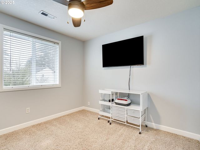 3011 Ne 165TH Pl, Vancouver, WA 98682