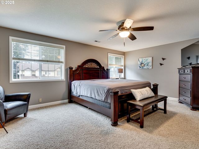 3011 Ne 165TH Pl, Vancouver, WA 98682