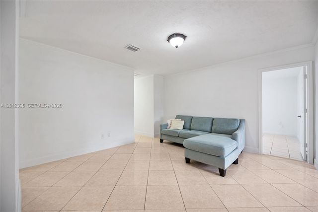 11950 SW 199th St 1, Miami, FL 33177