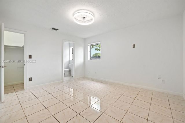 11950 SW 199th St 1, Miami, FL 33177